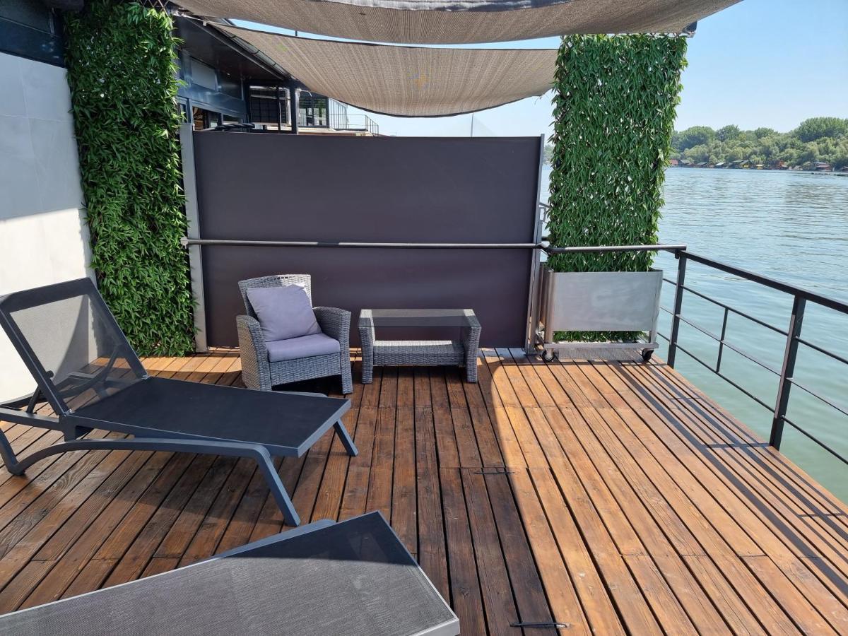 Swan Hotel Belgrade Luaran gambar